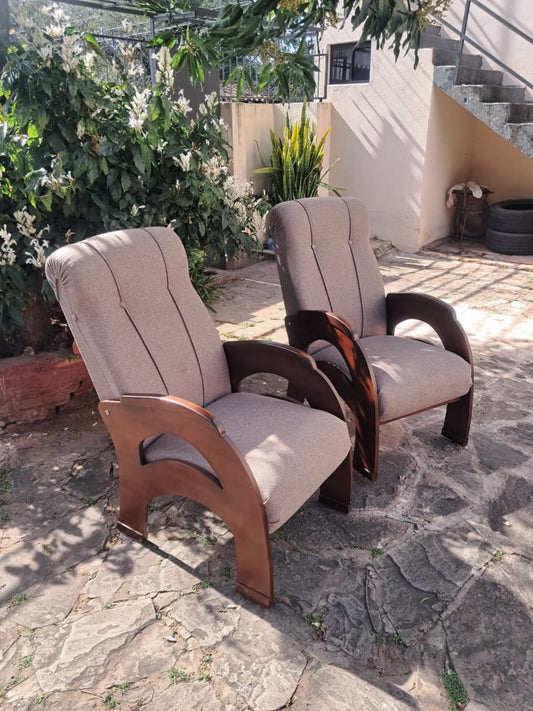 SILLONES MODERNOS DE MADERA Y TAPIZADO